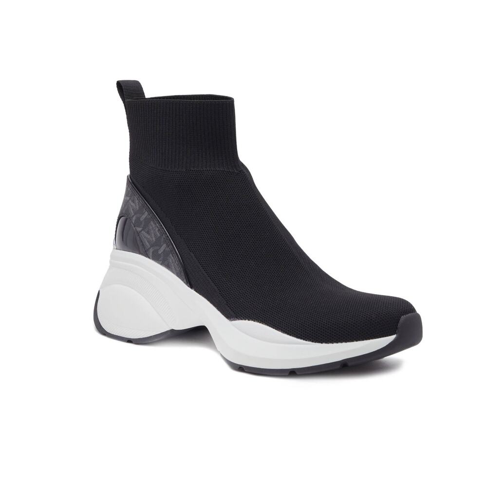 Michael Kors Women's Zuma Bootie, Black Size 7 M - Picture 2 of 5
